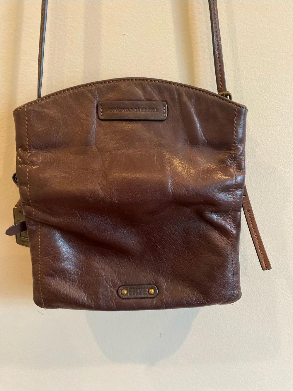 FRYE AND CO. classic brown